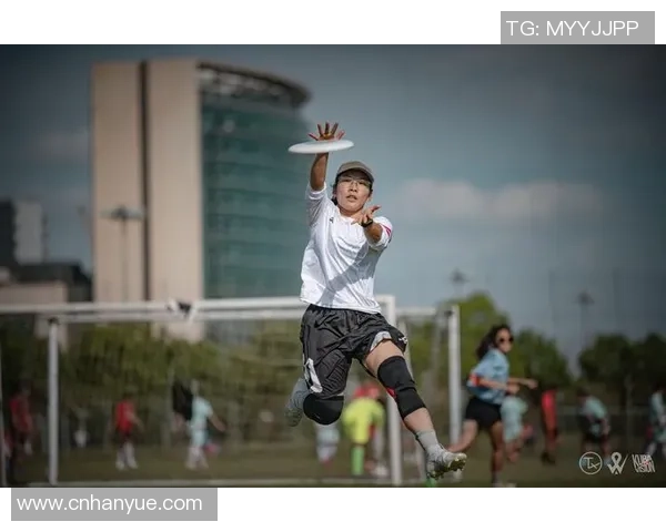 深圳飞盘队在世界攀岩锦标赛中的心理素质表现分析与点评